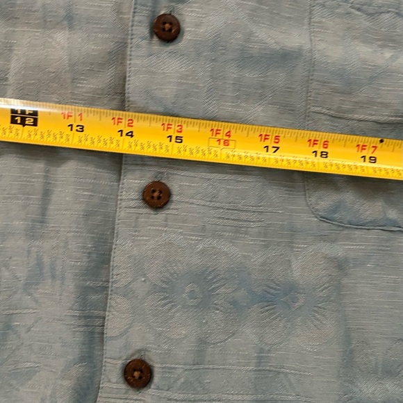 Blue Casual Button Down Shirt with Short Sleeves - Picture 6 of 7